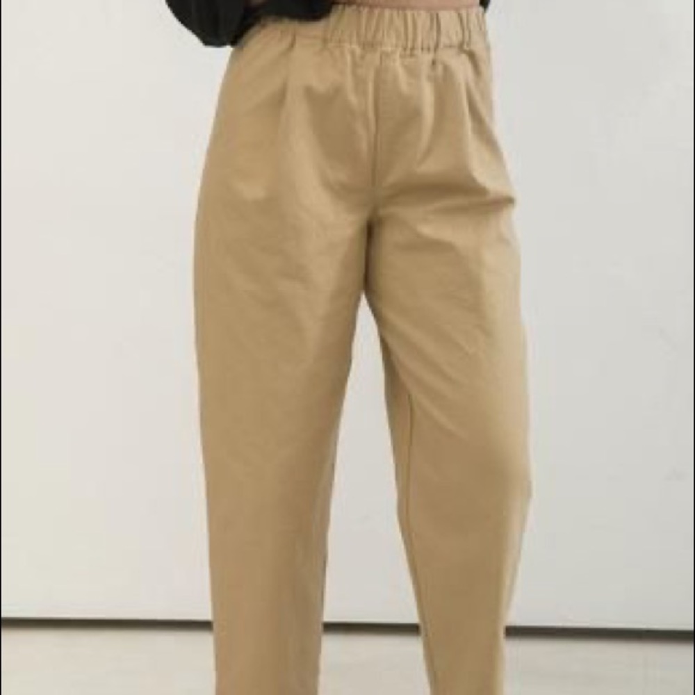 Elizabeth Suzann High waisted khaki pants